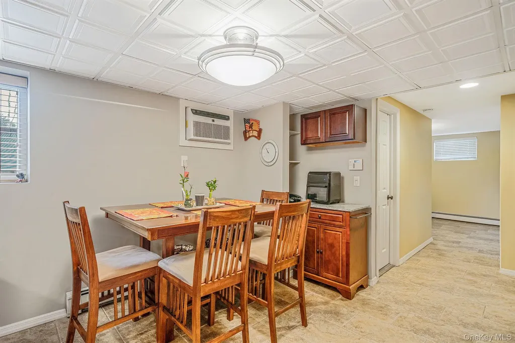 159 Shady Lane Smithtown NY 11787