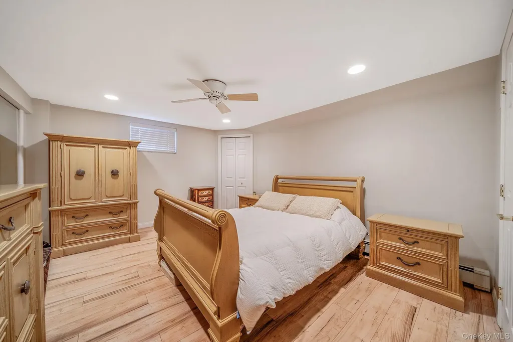 159 Shady Lane Smithtown NY 11787