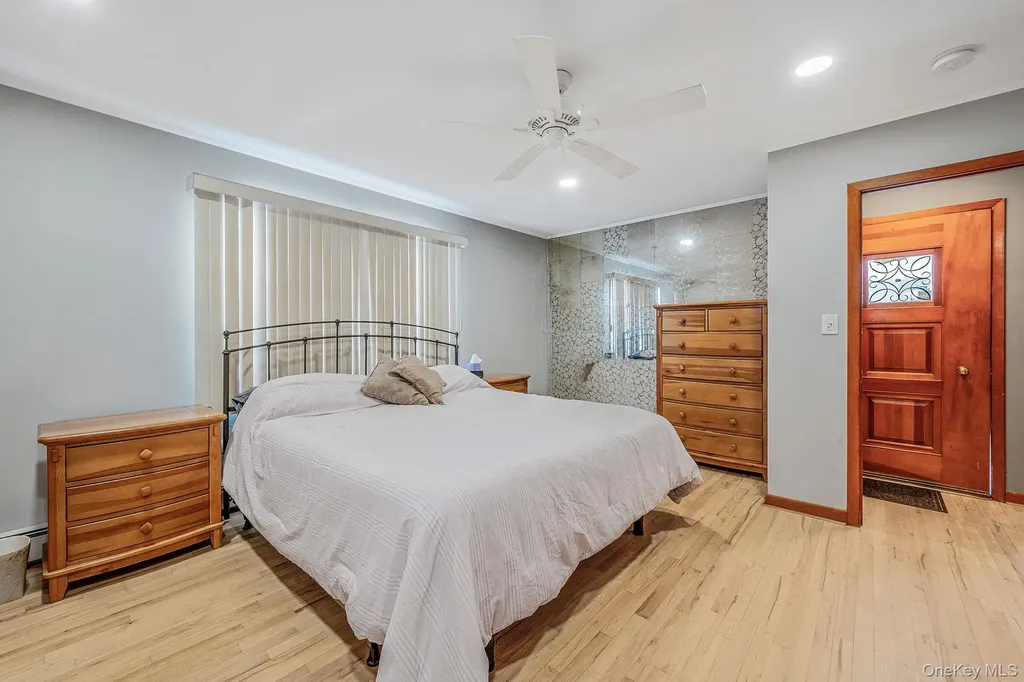 159 Shady Lane Smithtown NY 11787