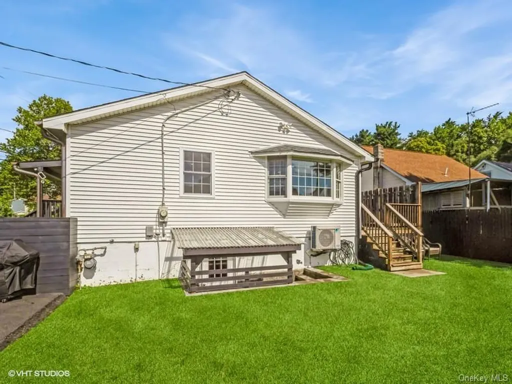 8 Townsend Street Beacon NY 12508