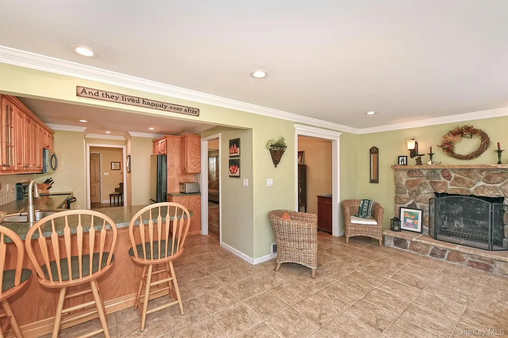 182 Siegel Boulevard Babylon NY 11702