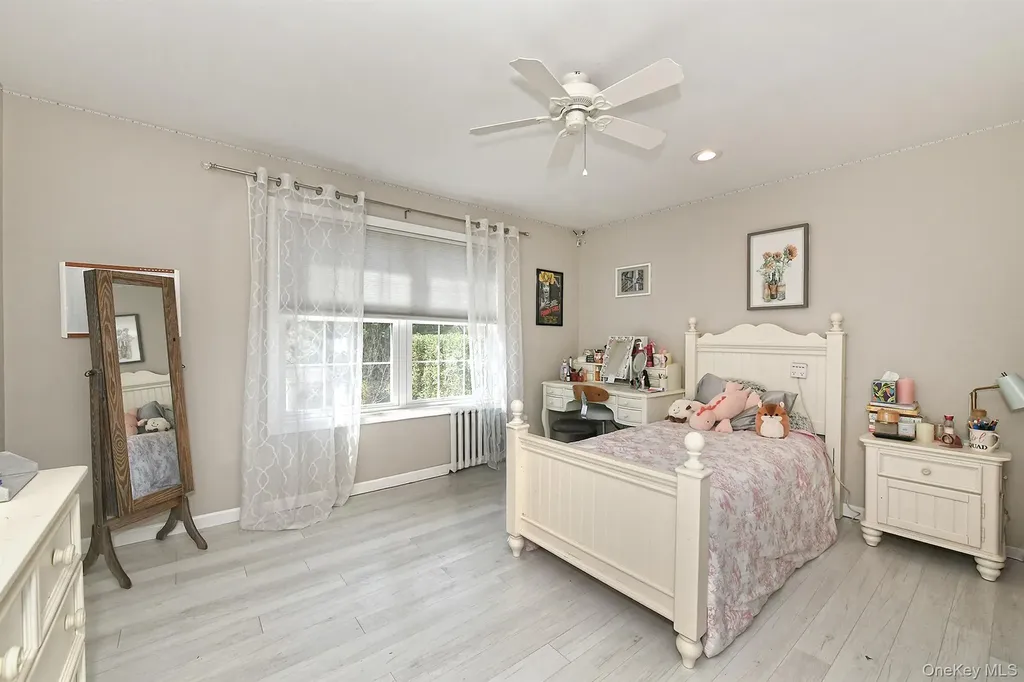 182 Siegel Boulevard Babylon NY 11702