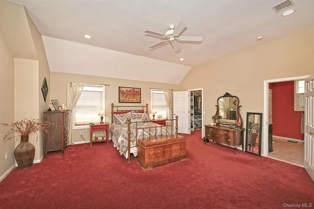 182 Siegel Boulevard Babylon NY 11702