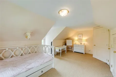 247 N Mabbettsville Road Millbrook NY 12545