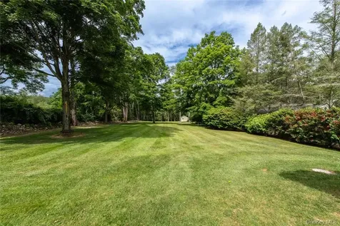 247 N Mabbettsville Road Millbrook NY 12545