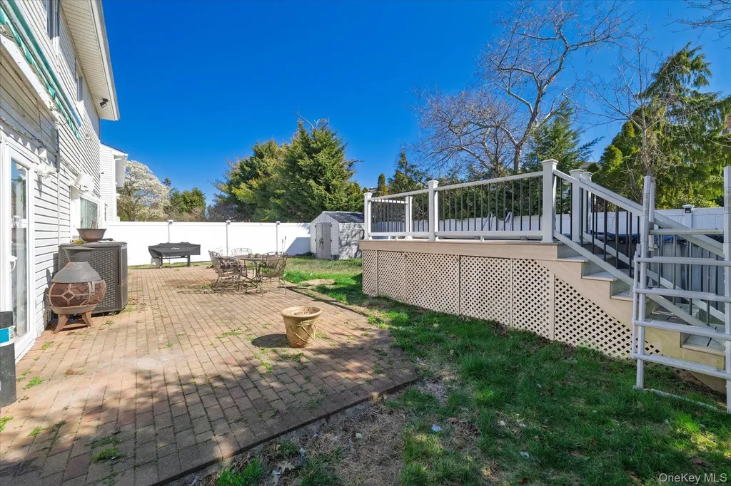 3447 Steven Road Baldwin NY 11510