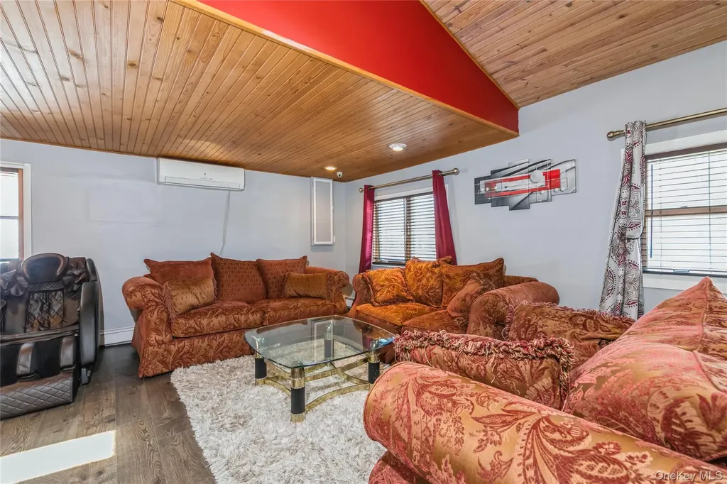 84 Corbin Avenue East Patchogue NY 11772