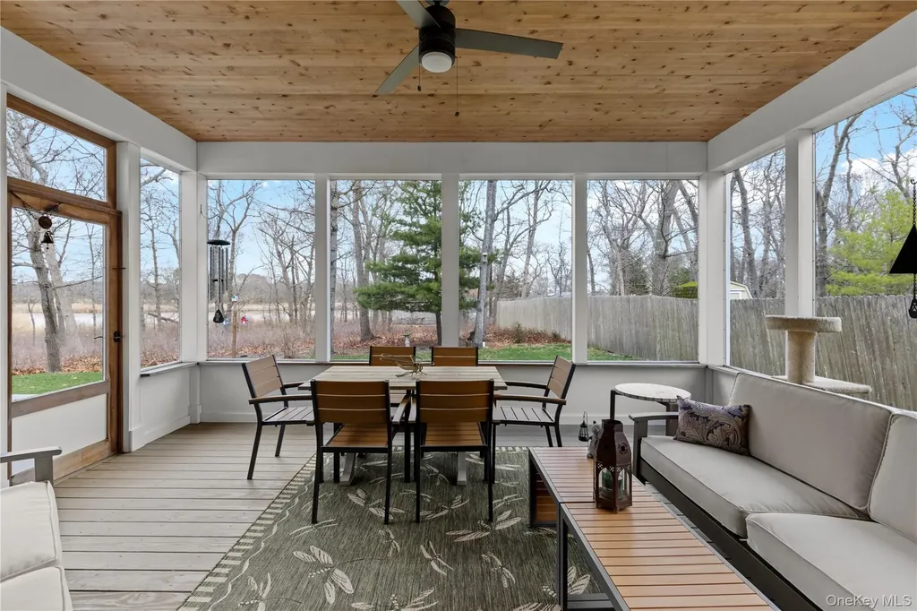 360 Masters Road Laurel NY 11948