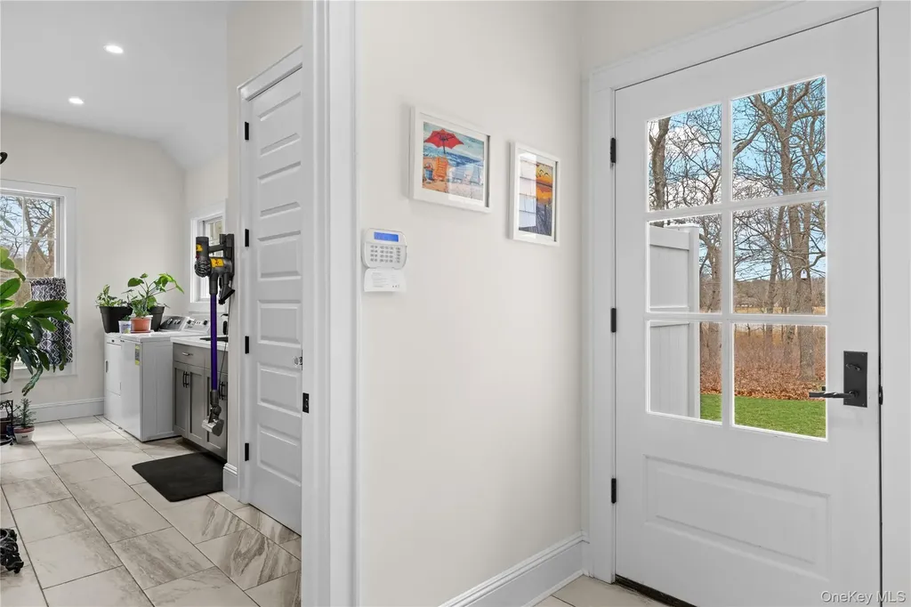 360 Masters Road Laurel NY 11948