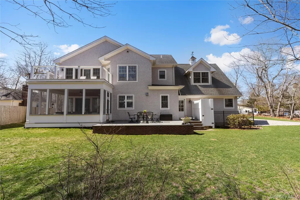360 Masters Road Laurel NY 11948