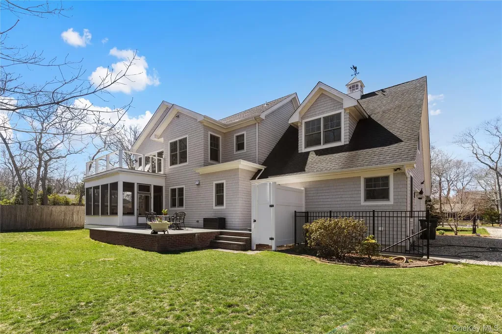 360 Masters Road Laurel NY 11948