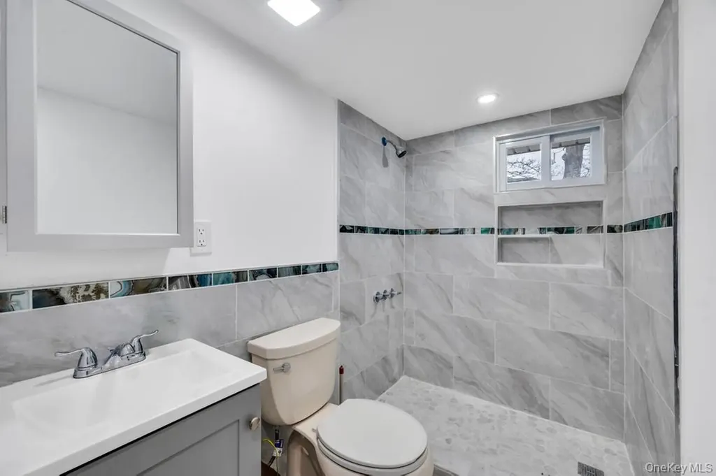3 Adams Road Central Islip NY 11722