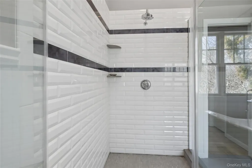 86 Northwest Path Sagaponack NY 11962