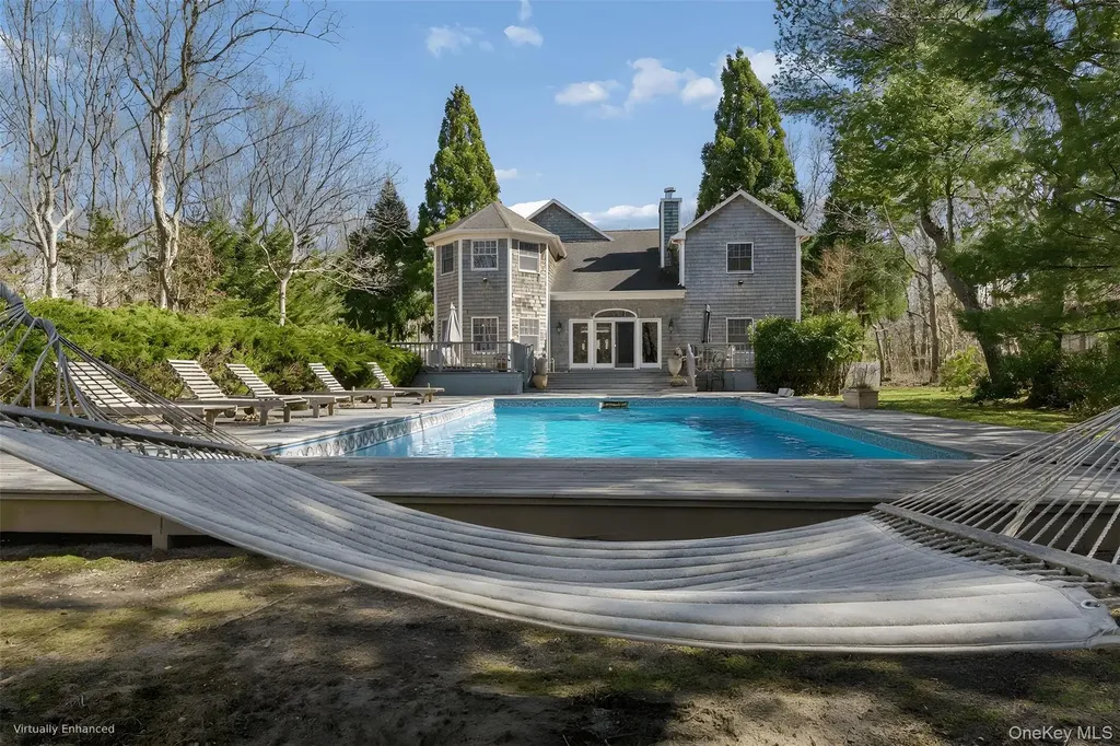 86 Northwest Path Sagaponack NY 11962