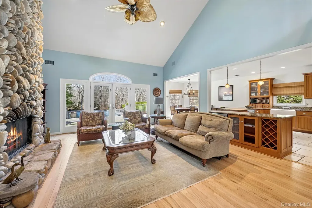 86 Northwest Path Sagaponack NY 11962