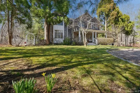 86 Northwest Path Sagaponack NY 11962