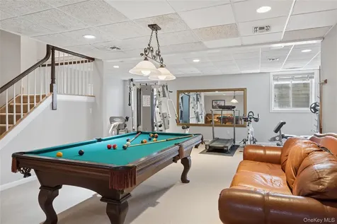 86 Northwest Path Sagaponack NY 11962