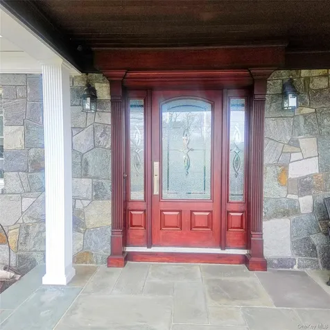 10 Foxwood Lane Thornwood NY 10594