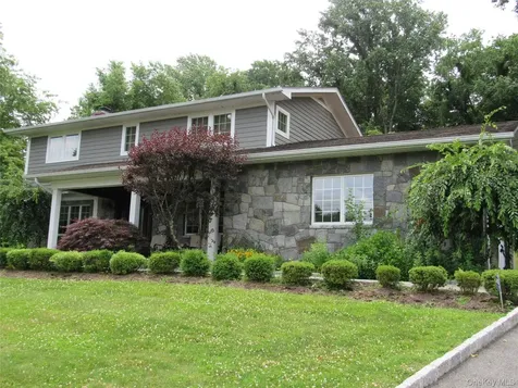 10 Foxwood Lane Thornwood NY 10594