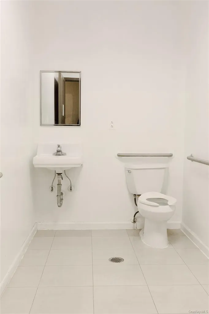 42-05 Parsons Boulevard Flushing NY 11355