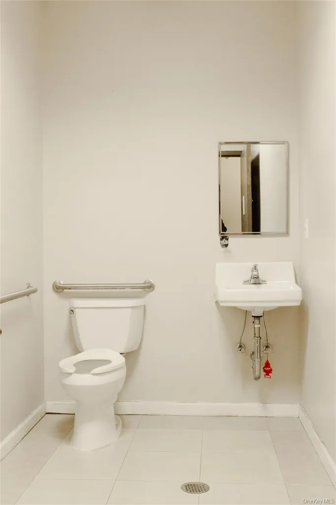 42-05 Parsons Boulevard Flushing NY 11355