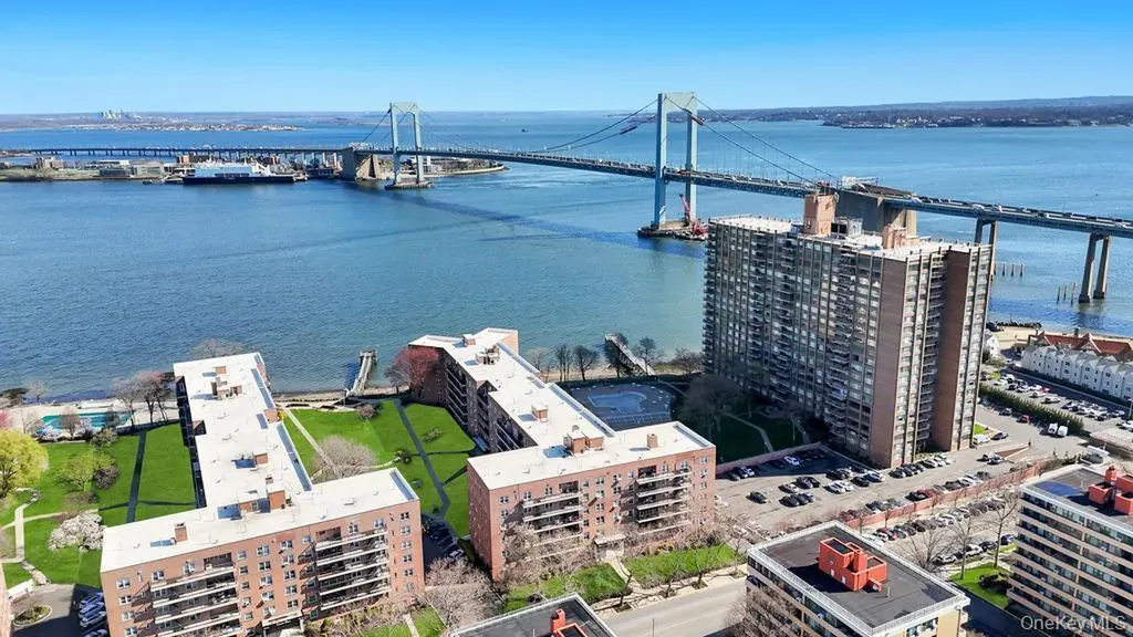 162-41 Powells Cove Boulevard Beechhurst NY 11357