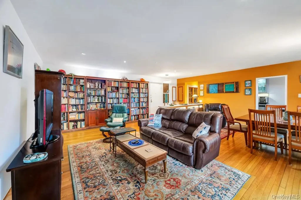 162-41 Powells Cove Boulevard Beechhurst NY 11357