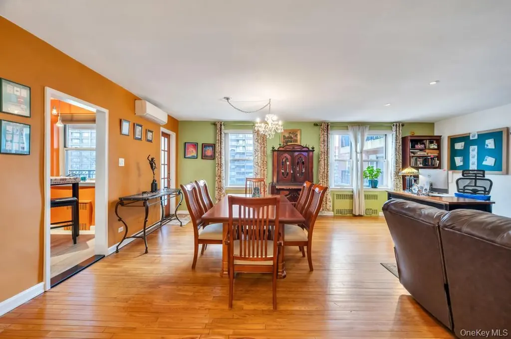 162-41 Powells Cove Boulevard Beechhurst NY 11357