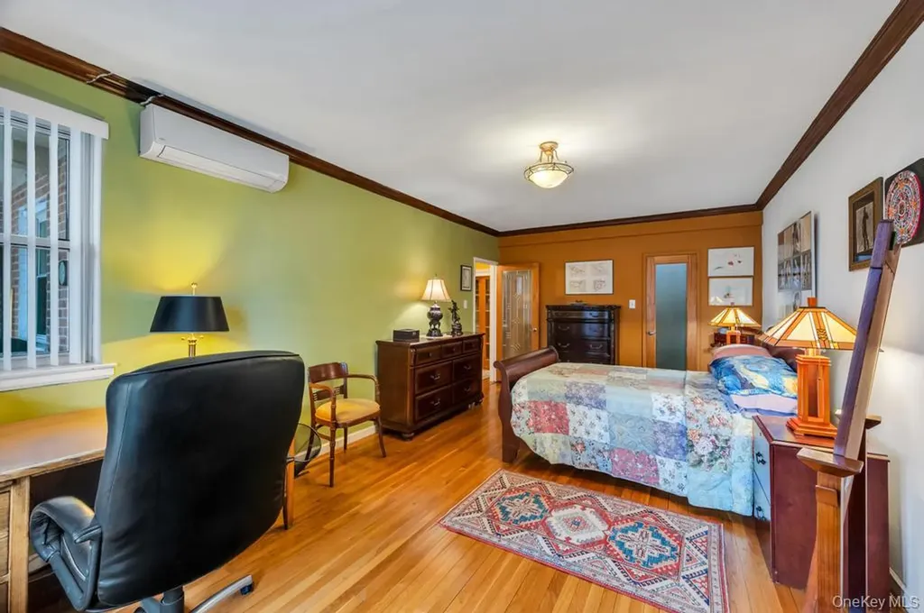 162-41 Powells Cove Boulevard Beechhurst NY 11357