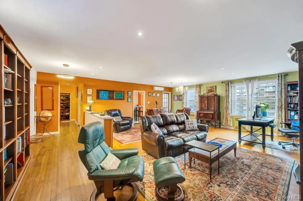 162-41 Powells Cove Boulevard Beechhurst NY 11357