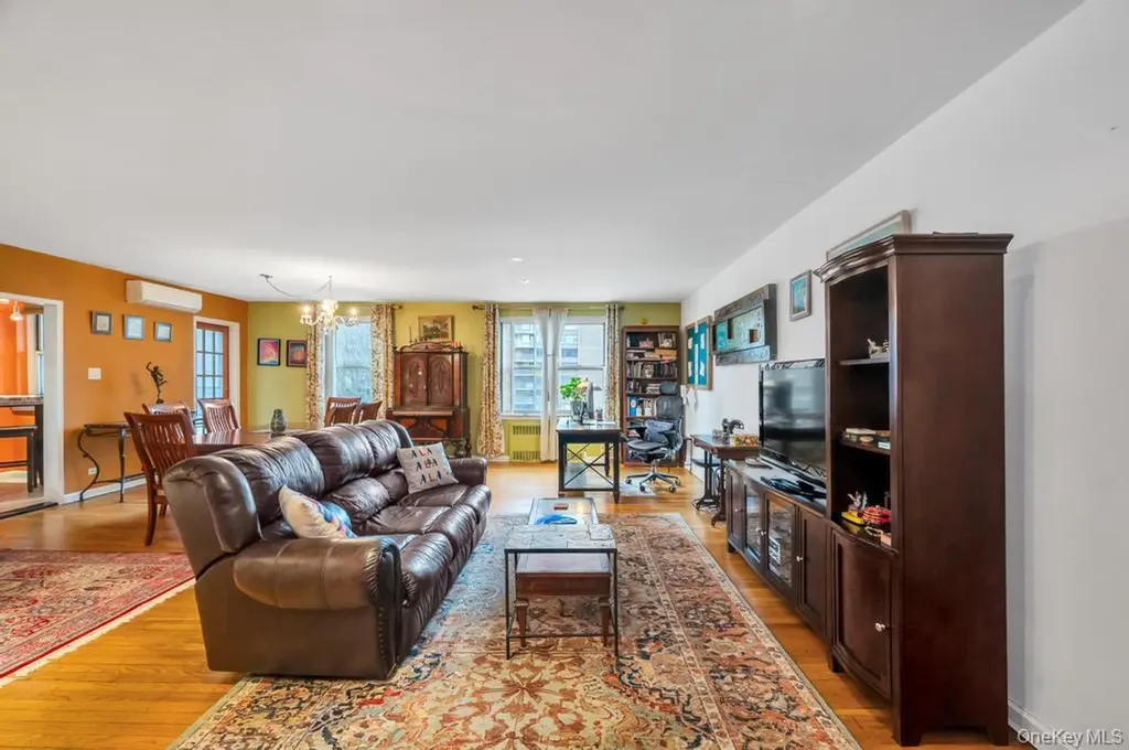 162-41 Powells Cove Boulevard Beechhurst NY 11357