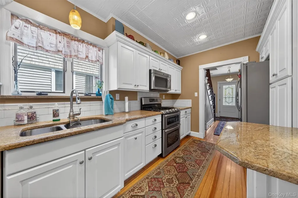 8 Broadway Cornwall NY 12518