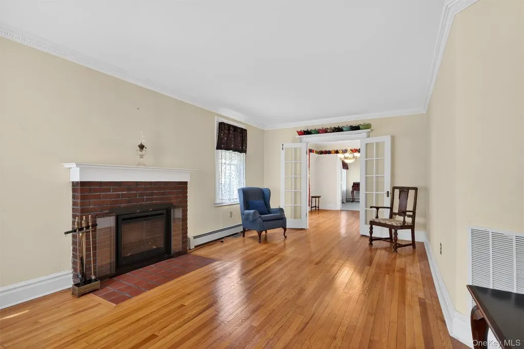 8 Broadway Cornwall NY 12518