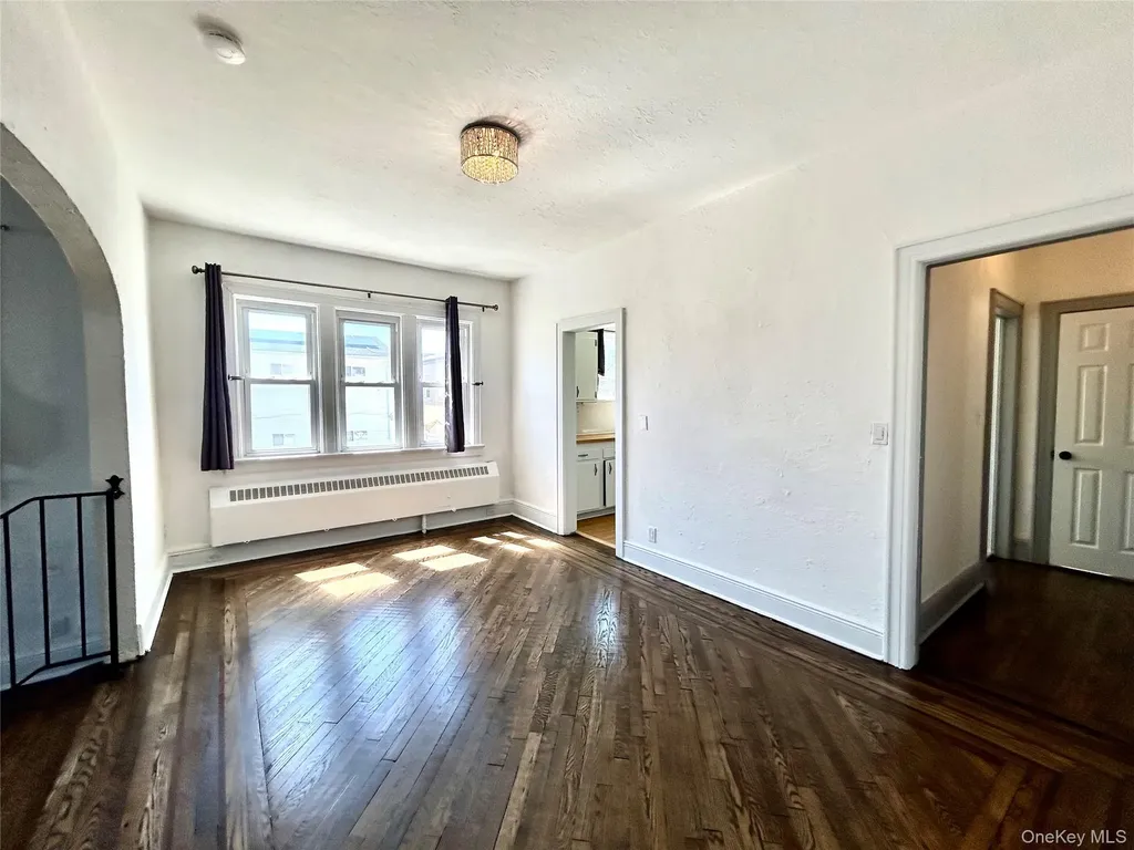 105 Mitchell Avenue Long Beach NY 11561