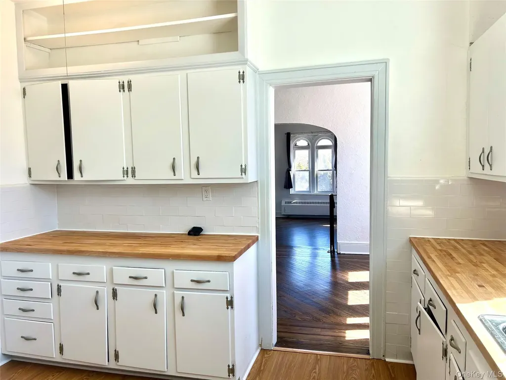 105 Mitchell Avenue Long Beach NY 11561