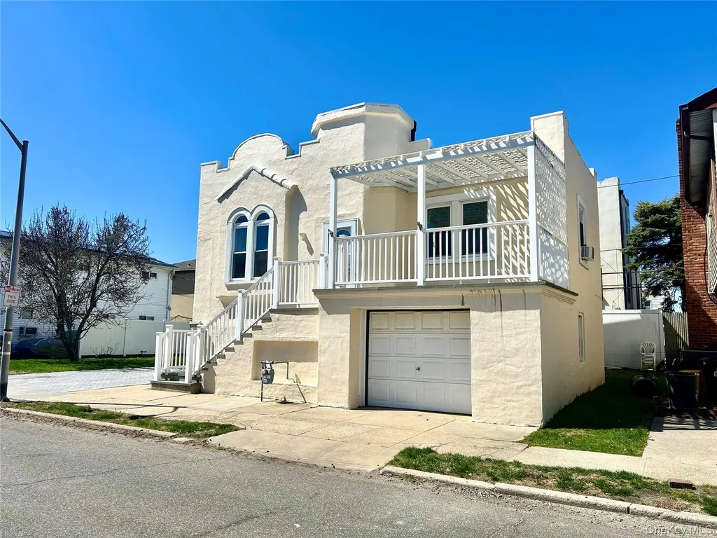 105 Mitchell Avenue Long Beach NY 11561