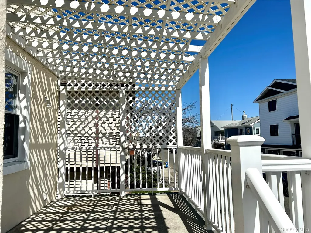 105 Mitchell Avenue Long Beach NY 11561