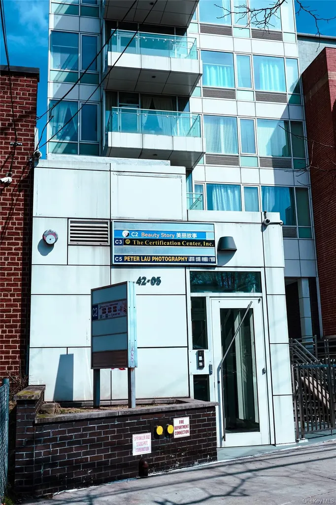 42-05 Parsons Boulevard Flushing NY 11355