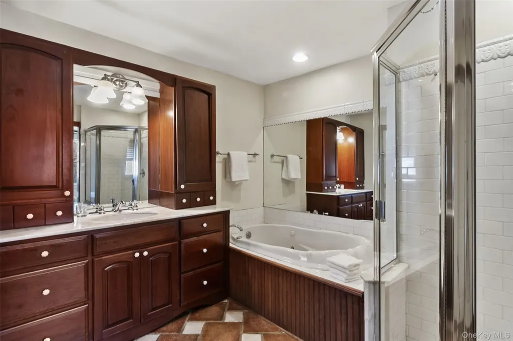 13 Lenox Place Mount Kisco NY 10549