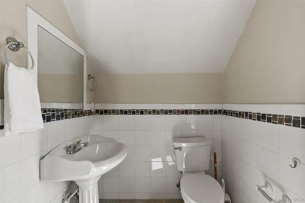 13 Lenox Place Mount Kisco NY 10549