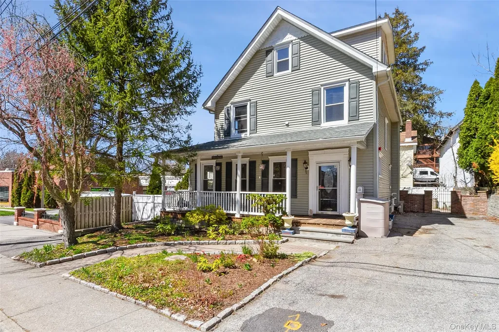 13 Lenox Place Mount Kisco NY 10549