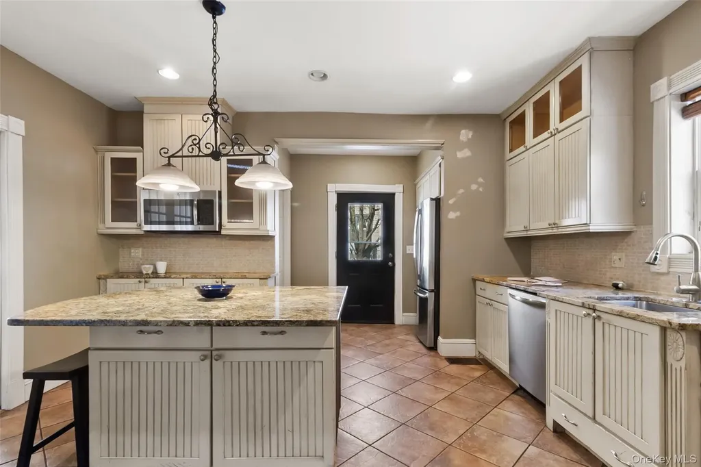 13 Lenox Place Mount Kisco NY 10549