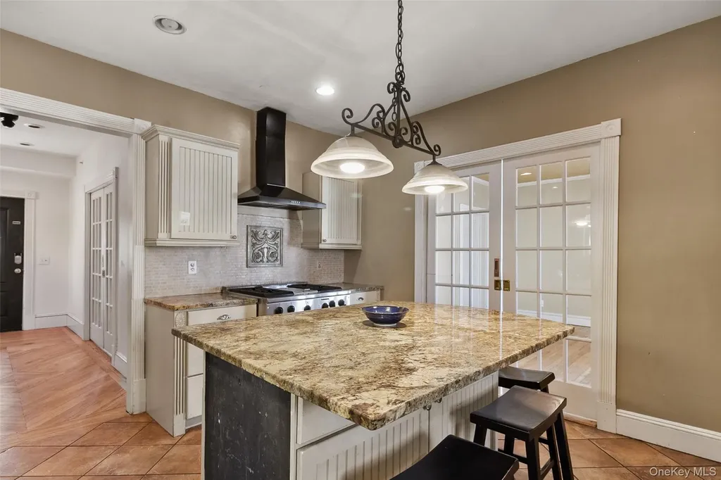 13 Lenox Place Mount Kisco NY 10549