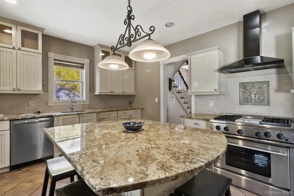 13 Lenox Place Mount Kisco NY 10549