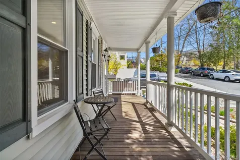 13 Lenox Place Mount Kisco NY 10549