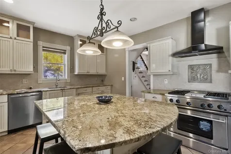 13 Lenox Place Mount Kisco NY 10549
