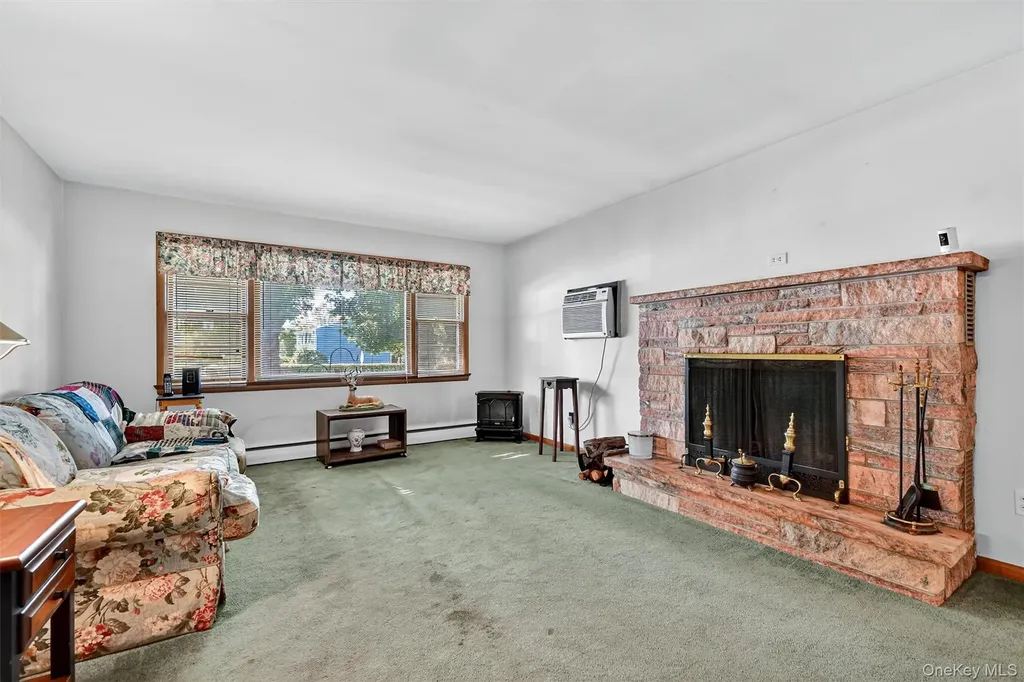 145 S Main Street Florida NY 10921