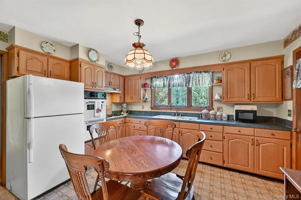 145 S Main Street Florida NY 10921