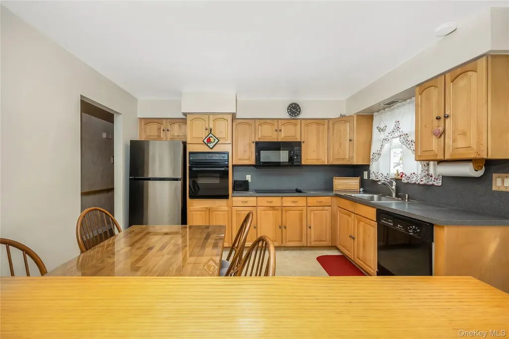 35 W Chestnut Street Farmingdale NY 11735
