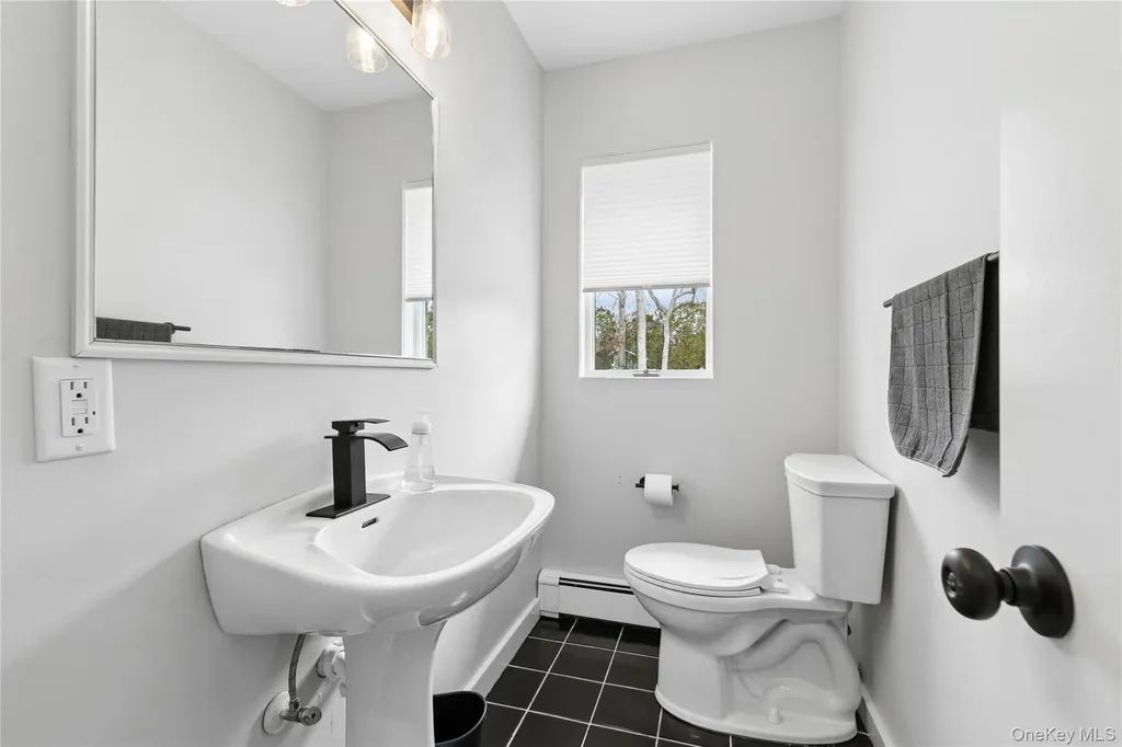 3 Harbor Road Hampton Bays NY 11946